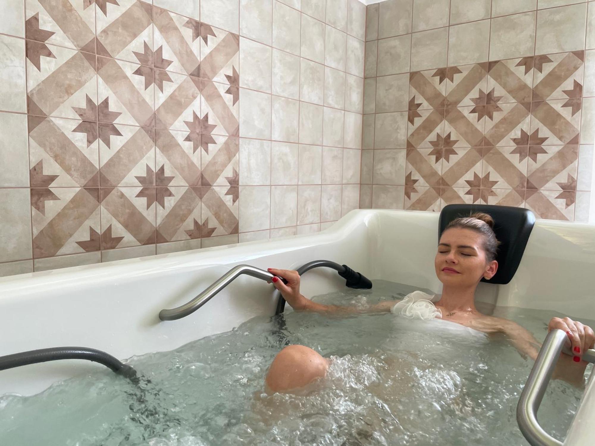 Ld Palace Spa & Kur Frantiskovy Lazne Ngoại thất bức ảnh